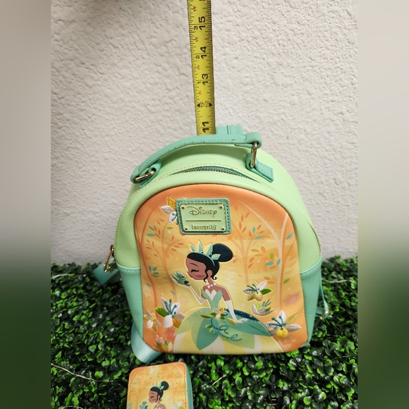 LOUNGEFLY TIANA Backpack & Accordian Wallet Card Holder - Picture 16 of 16